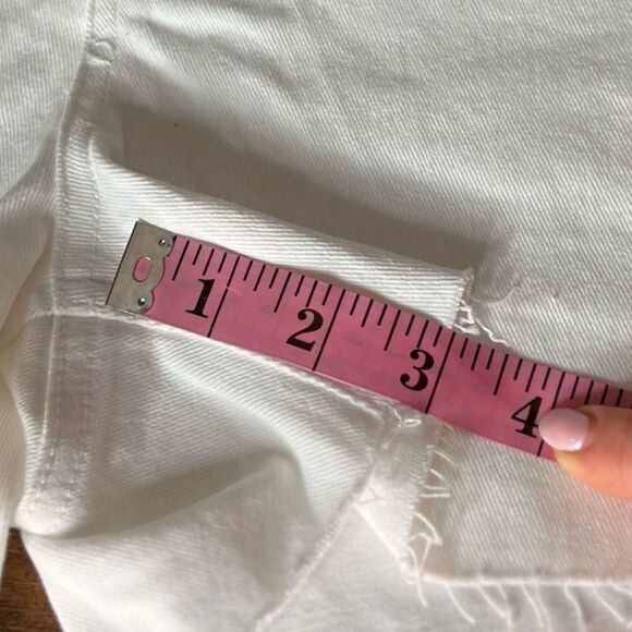 Mason & Belle Ardette Raw Hem Silver Studded Denim Shorts in White. Size 6. NWT! - Picture 15 of 15